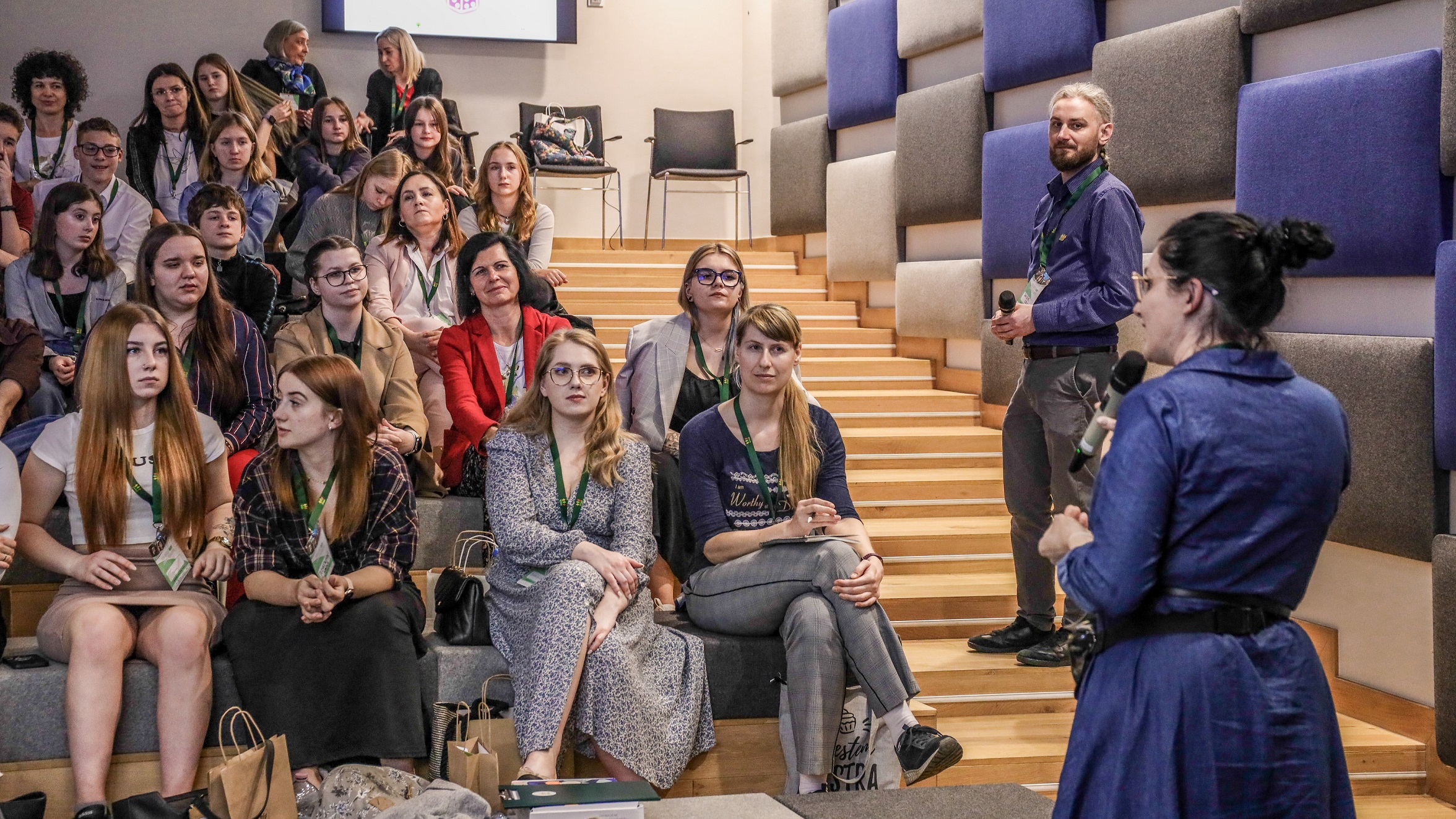 Fotografia przedstawiająca salę podczas konferencji podsumowującej projekt pt. Włączamy ZERO WASTE